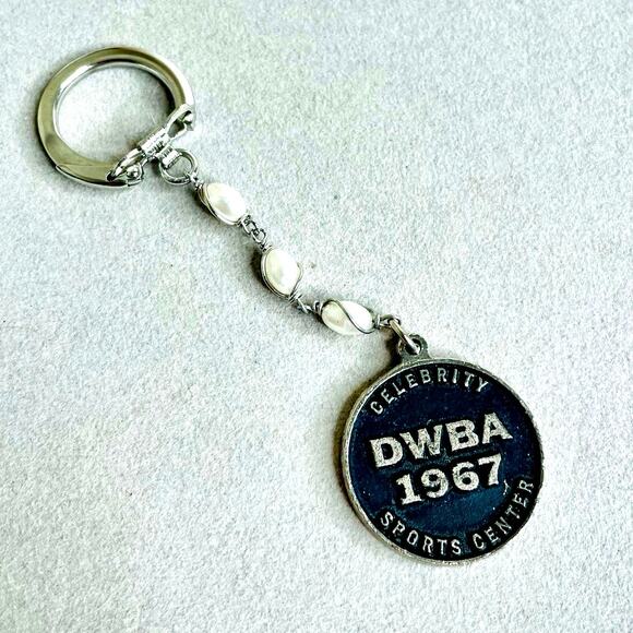 Vintage DWBA 1967 Bowling Memorabilia Medallion Keychain - Picture 2 of 2